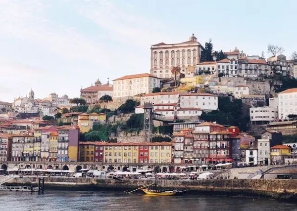 在深圳，為了孩子的教育我選擇了葡萄牙